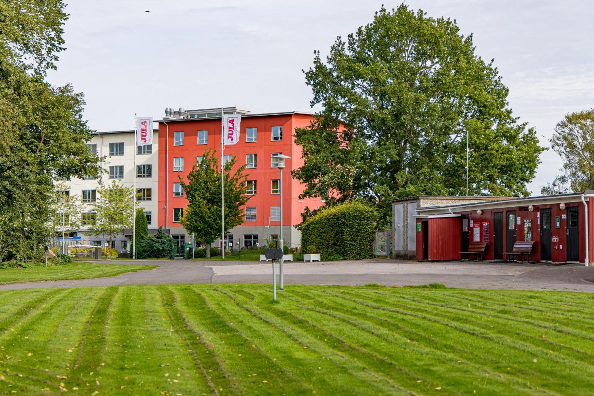 Skara Stads-Camping & Stugby Exteriör bild