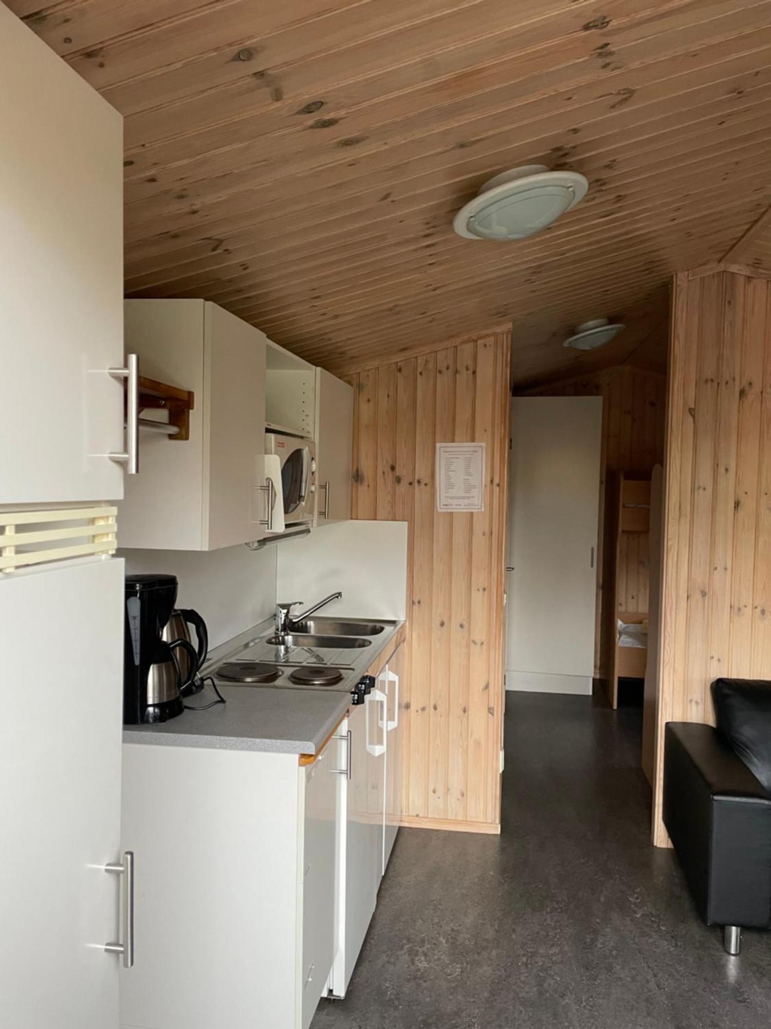 Skara Stads-Camping & Stugby Exteriör bild